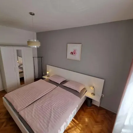 In 44146 Apartamento *