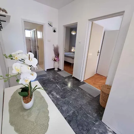 Apartamento In 44146