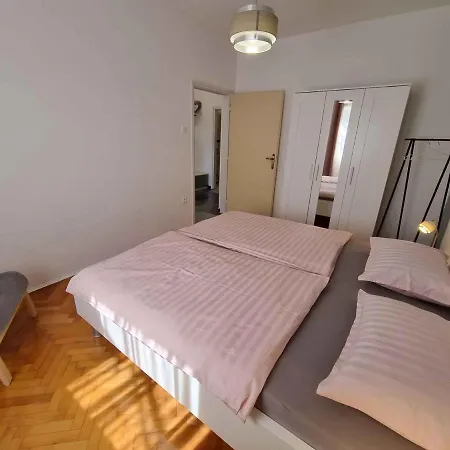 Apartamento In 44146 Crikvenica